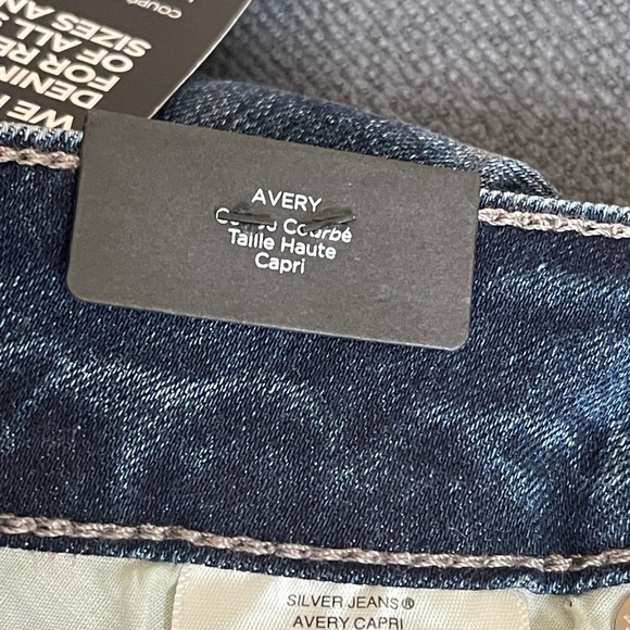 Silver Jeans Women's Avery Curvy Fit G
High Rise Capri Size W29/L23.5 - Picture 11 of 16